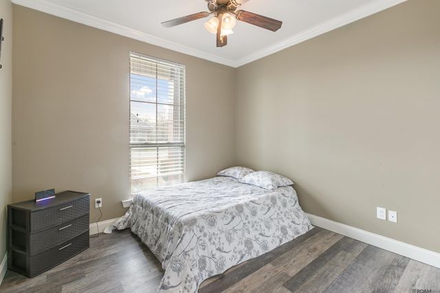 10139 Autumn Ct, Denham Springs, LA 70726