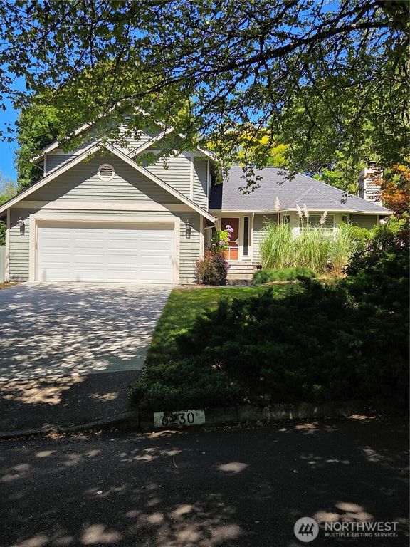 Image 1 of property listing at 6230 0410 110th Ave NE, Kirkland, WA 98033