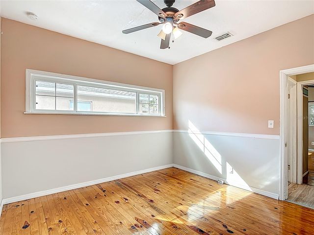 3002 W ARCH STREET, Tampa, FL 33607