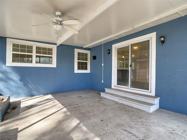 3002 W ARCH STREET, Tampa, FL 33607