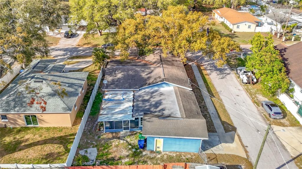 Image 62 of property listing at 3002 W ARCH STREET, Tampa, FL 33607