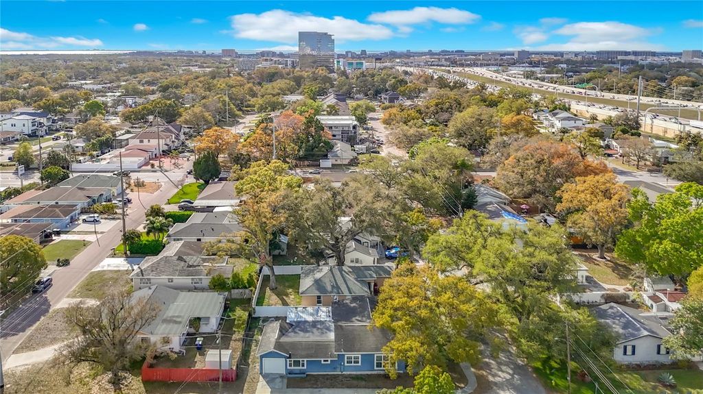 Image 65 of property listing at 3002 W ARCH STREET, Tampa, FL 33607