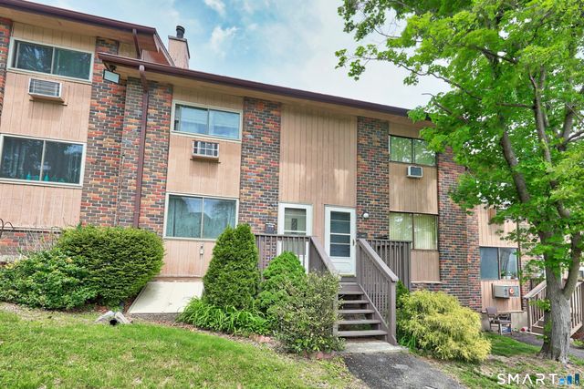 228 Oakville Avenue D, Waterbury, CT 06708