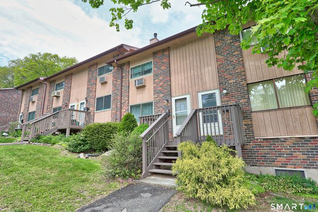 228 Oakville Avenue D, Waterbury, CT 06708