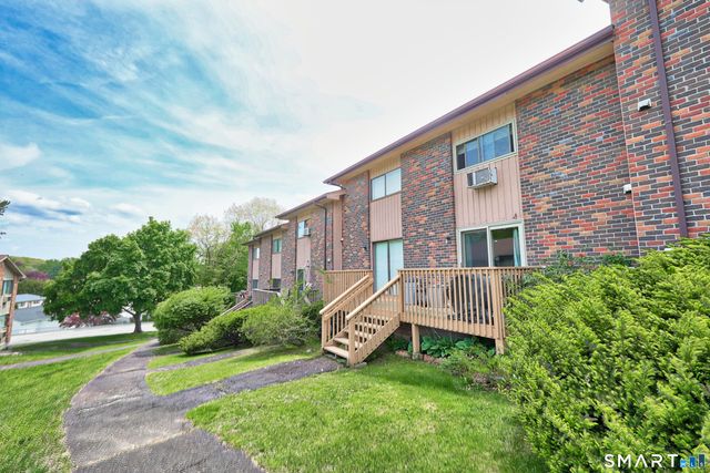 228 Oakville Avenue D, Waterbury, CT 06708