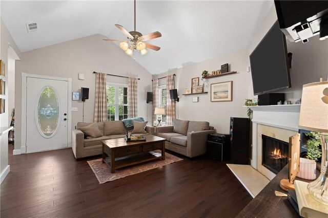 5320 Morgan Manor Drive, Lula, GA 30554