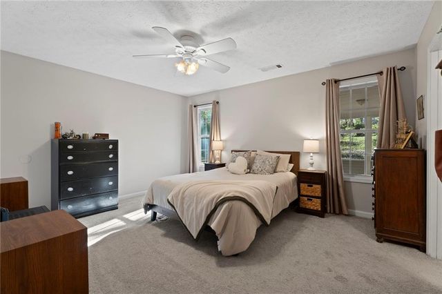 5320 Morgan Manor Drive, Lula, GA 30554