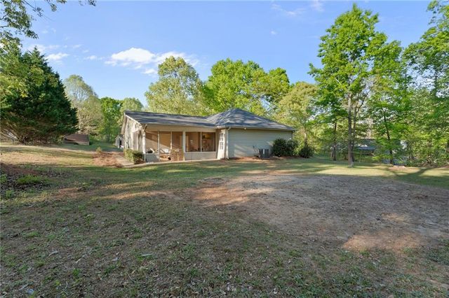 5320 Morgan Manor Drive, Lula, GA 30554