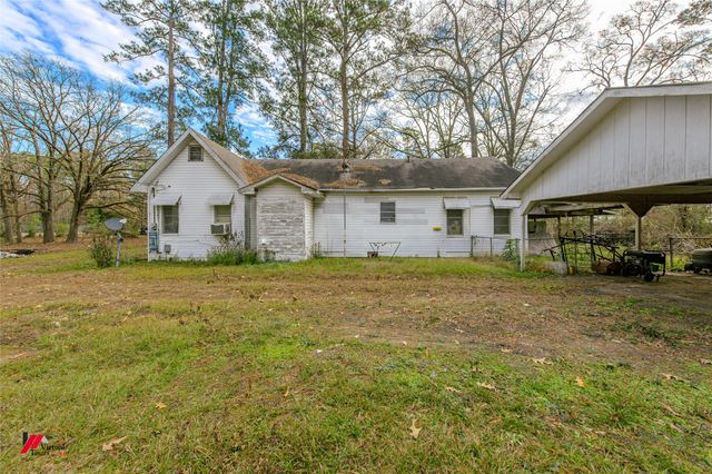 179 Daniel Thomas Road, Springhill, LA 71075