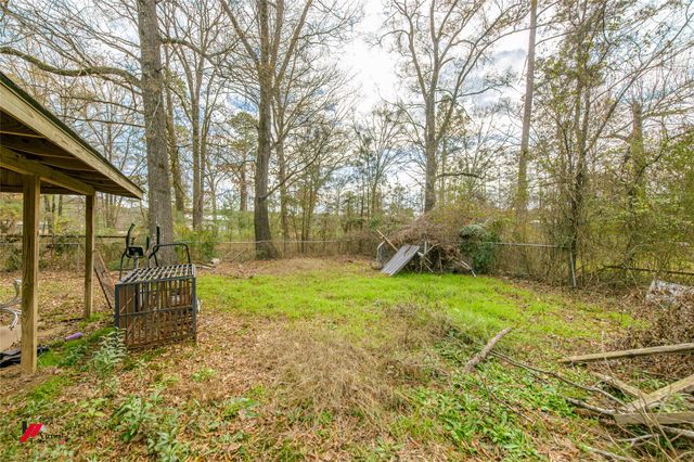 179 Daniel Thomas Road, Springhill, LA 71075