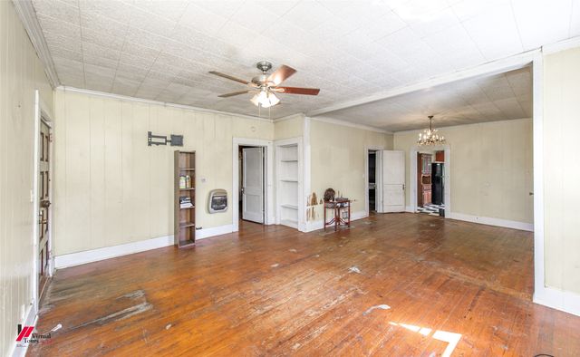 179 Daniel Thomas Road, Springhill, LA 71075