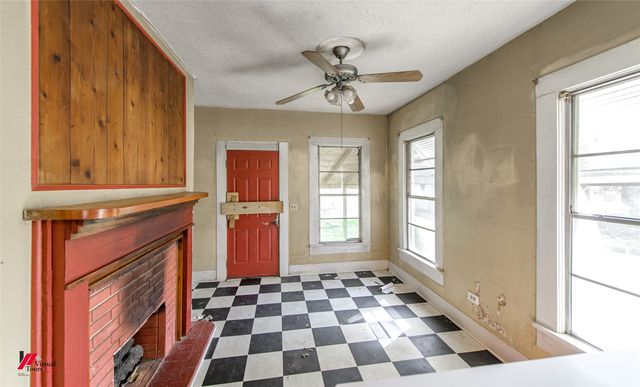 179 Daniel Thomas Road, Springhill, LA 71075