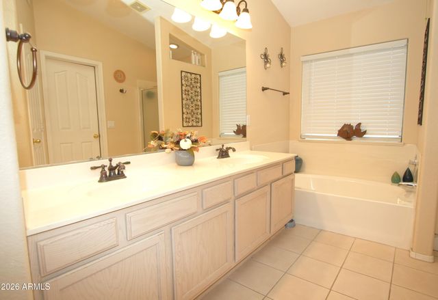 8527 W RUE DE LAMOUR --, Peoria, AZ 85381