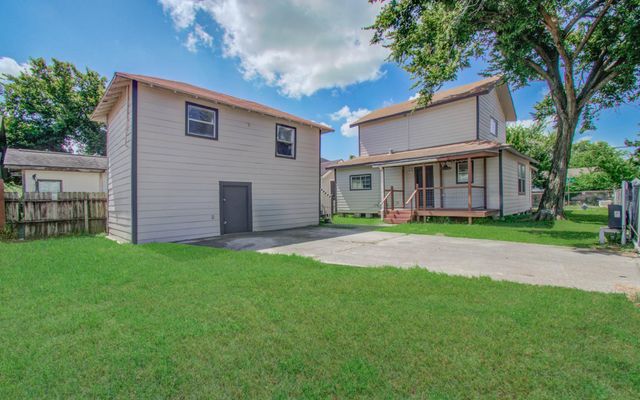 6701 Avenue E, Houston, TX 77011