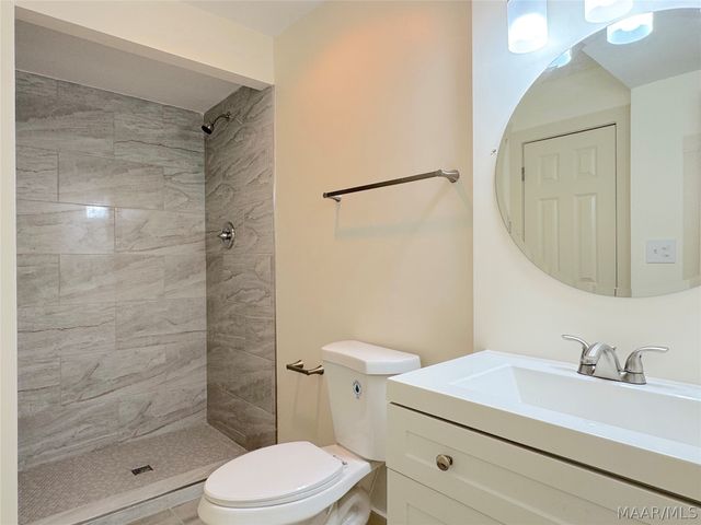 3024 Pelzer Avenue, Montgomery, AL 36109