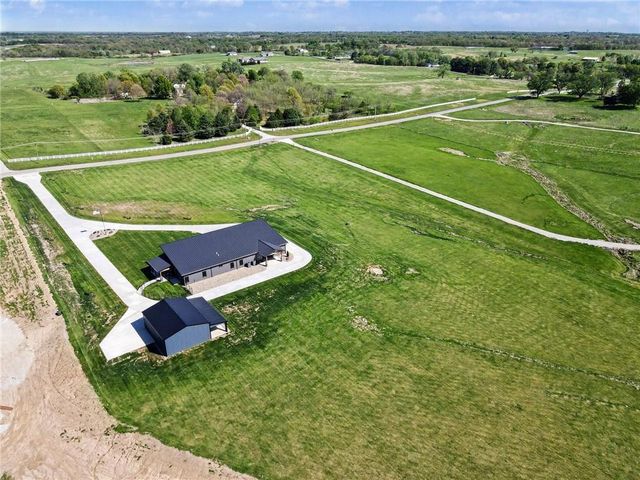 14650 Mount Olivet Road, Smithville, MO 64089