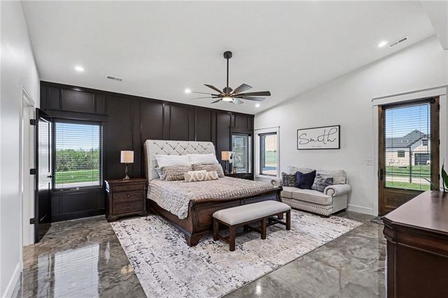 14650 Mount Olivet Road, Smithville, MO 64089