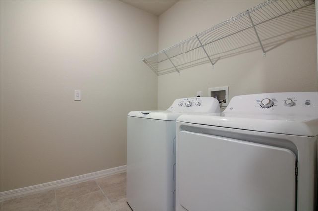 1063 MICHELANGELO LANE, Winter Haven, FL 33884