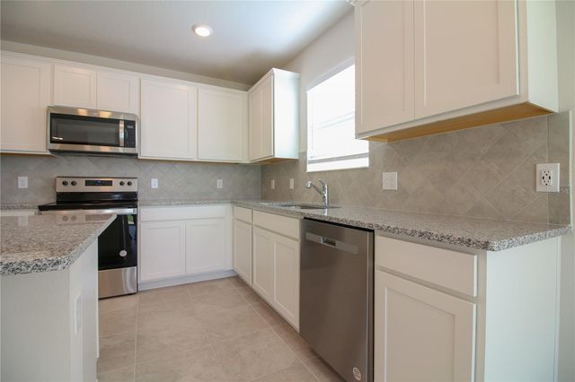 1063 MICHELANGELO LANE, Winter Haven, FL 33884