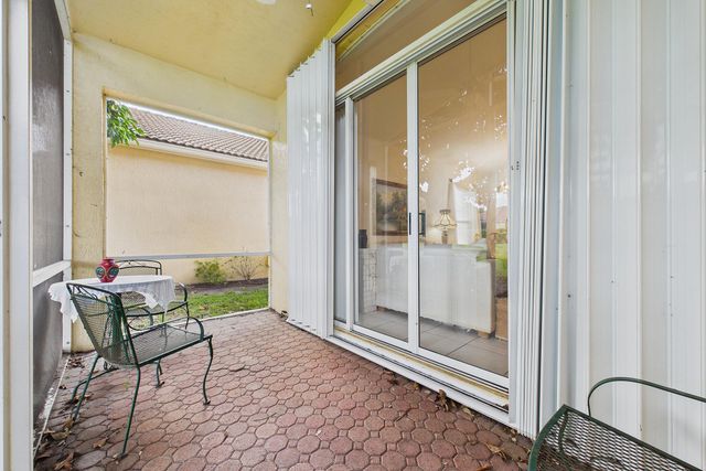7032 Cataluna Circle, Delray Beach, FL 33446