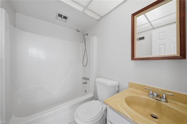 5001 Minden Ct CT, Virginia Beach, VA 23464