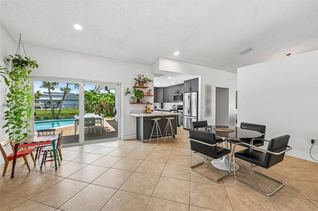 16791 Royal Poinciana Drive, Weston, FL 33326