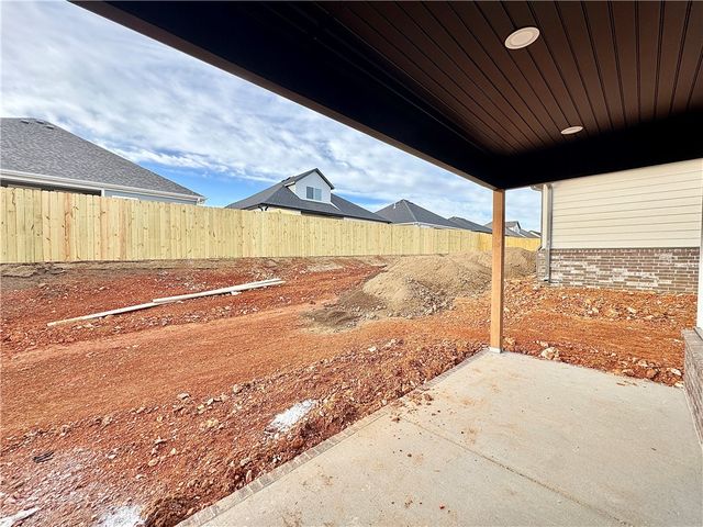 5903 SW Bear Creek Avenue, Bentonville, AR 72713