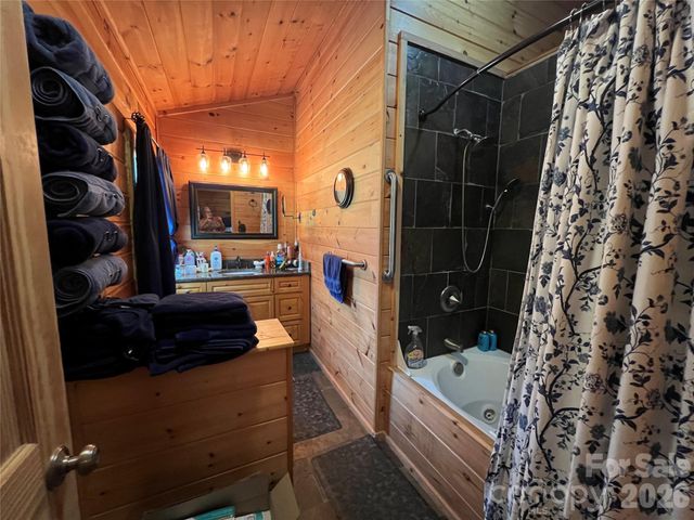 409 North Dakota Drive 307, Rutherfordton, NC 28139
