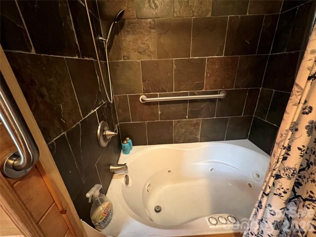409 North Dakota Drive 307, Rutherfordton, NC 28139