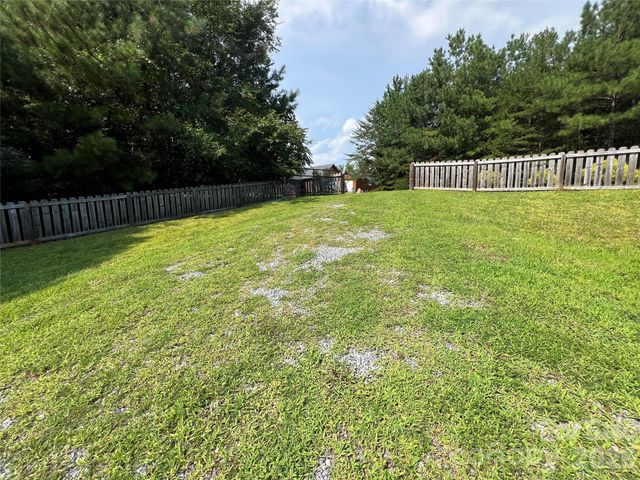 409 North Dakota Drive 307, Rutherfordton, NC 28139