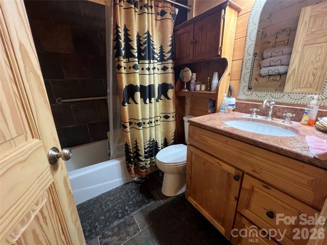 409 North Dakota Drive 307, Rutherfordton, NC 28139