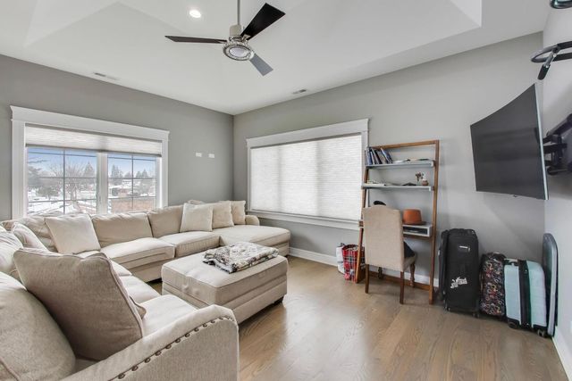 8511 Mango Avenue, Morton Grove, IL 60053