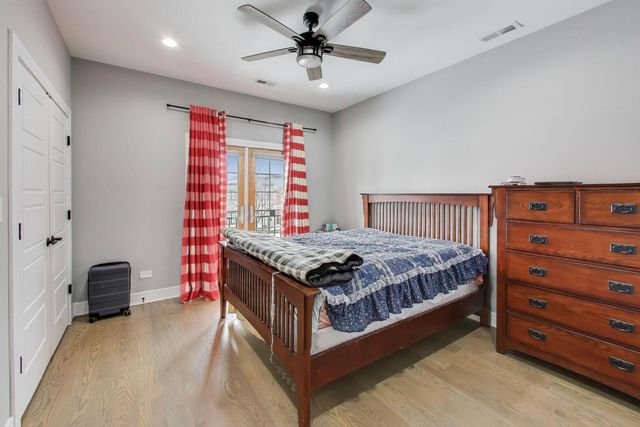 8511 Mango Avenue, Morton Grove, IL 60053