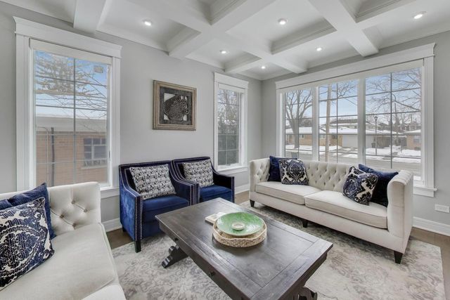 8511 Mango Avenue, Morton Grove, IL 60053