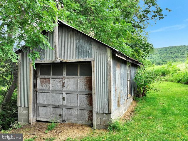 4456 ROUTE 209, Elizabethville, PA 17023