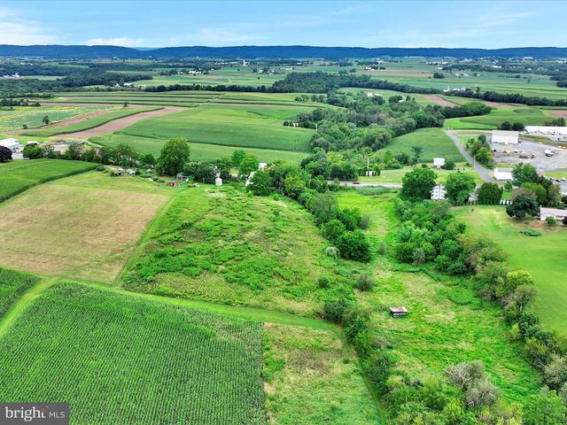 4456 ROUTE 209, Elizabethville, PA 17023