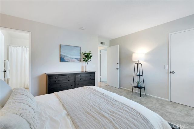 8877 Lauderdale Court 213F, Huntington Beach, CA 92646