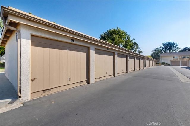 8877 Lauderdale Court 213F, Huntington Beach, CA 92646