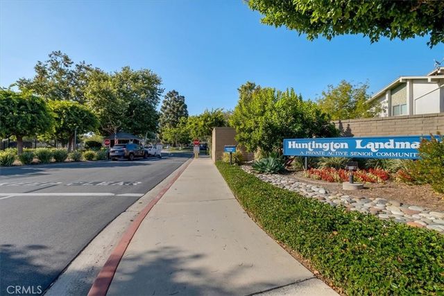 8877 Lauderdale Court 213F, Huntington Beach, CA 92646
