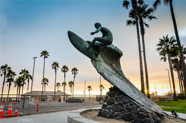 8877 Lauderdale Court 213F, Huntington Beach, CA 92646