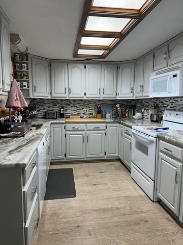 453899 Tara Trail, Afton, OK 74331