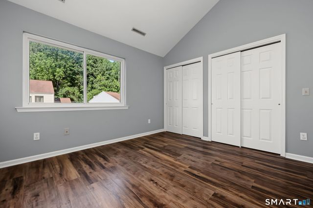35 Deer Run 35, Bethel, CT 06801