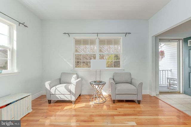 4 CANNON CT, Upper Chichester, PA 19061