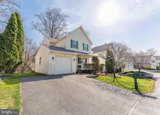4 CANNON CT, Upper Chichester, PA 19061