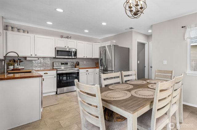 13014 120th Avenue E, Puyallup, WA 98374