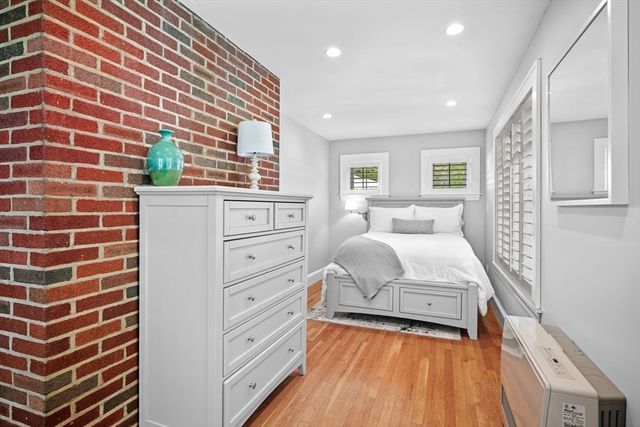 18 Pickwick Road, Marblehead, MA 01945