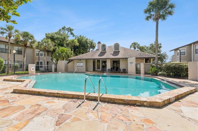 3037 ANTIQUE OAKS CIRCLE 156, Winter Park, FL 32792