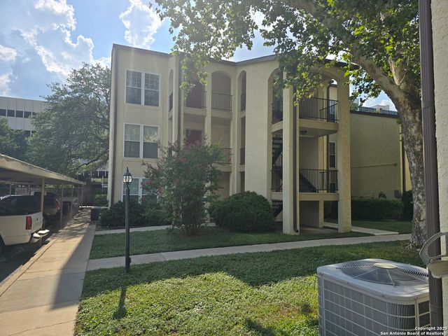 8702 Village Dr Apt 143, San Antonio, TX 78217