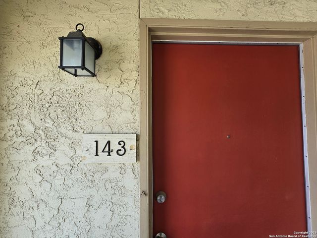 8702 Village Dr Apt 143, San Antonio, TX 78217