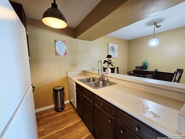 8702 Village Dr Apt 143, San Antonio, TX 78217